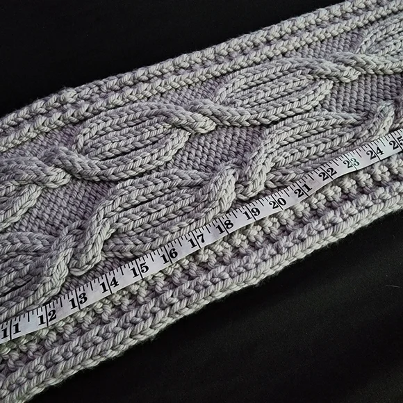 Hand Made Cable Knit Gray Scarf - 100% Merino Wool - Knit By Myself - Picture 4 of 7